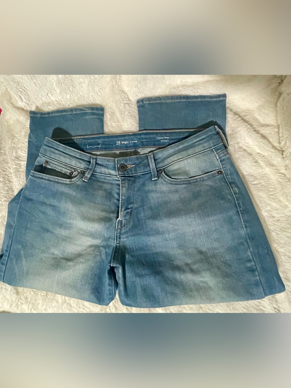 Levi's Straight Leg Jeans in Faded Blue Wash